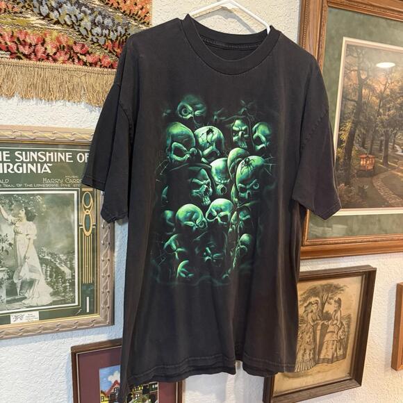Vintage 90s/00s Y2K‎ Green Skulls Spider Art Death Shirt Size XL - Picture 2 of 6
